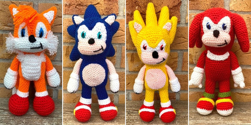 Sonic The Hedgehog - Written Crochet Pattern | Teenie Crochets