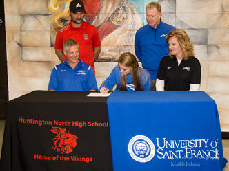 Eckert signs with Saint Francis