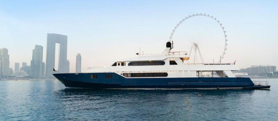 141 FT | Dubai Finesse VIP Event Yacht | 100pax | AED 5,500 Hourly