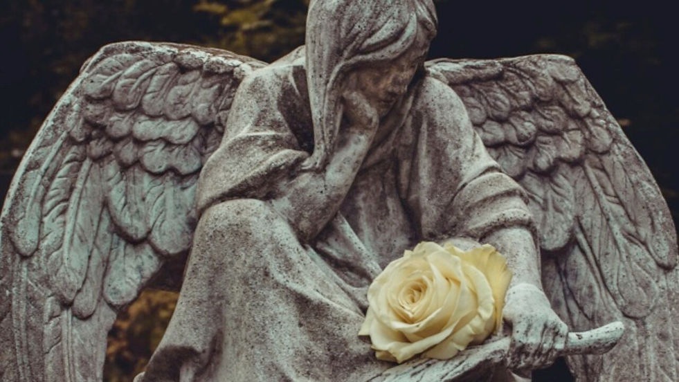 Gothicstatue.jpg