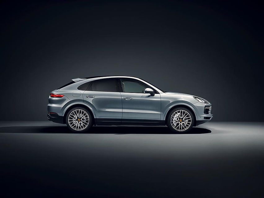 2020-porsche-cayenne_100701109_l.jpeg