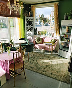 211 Main St parlour.jpg