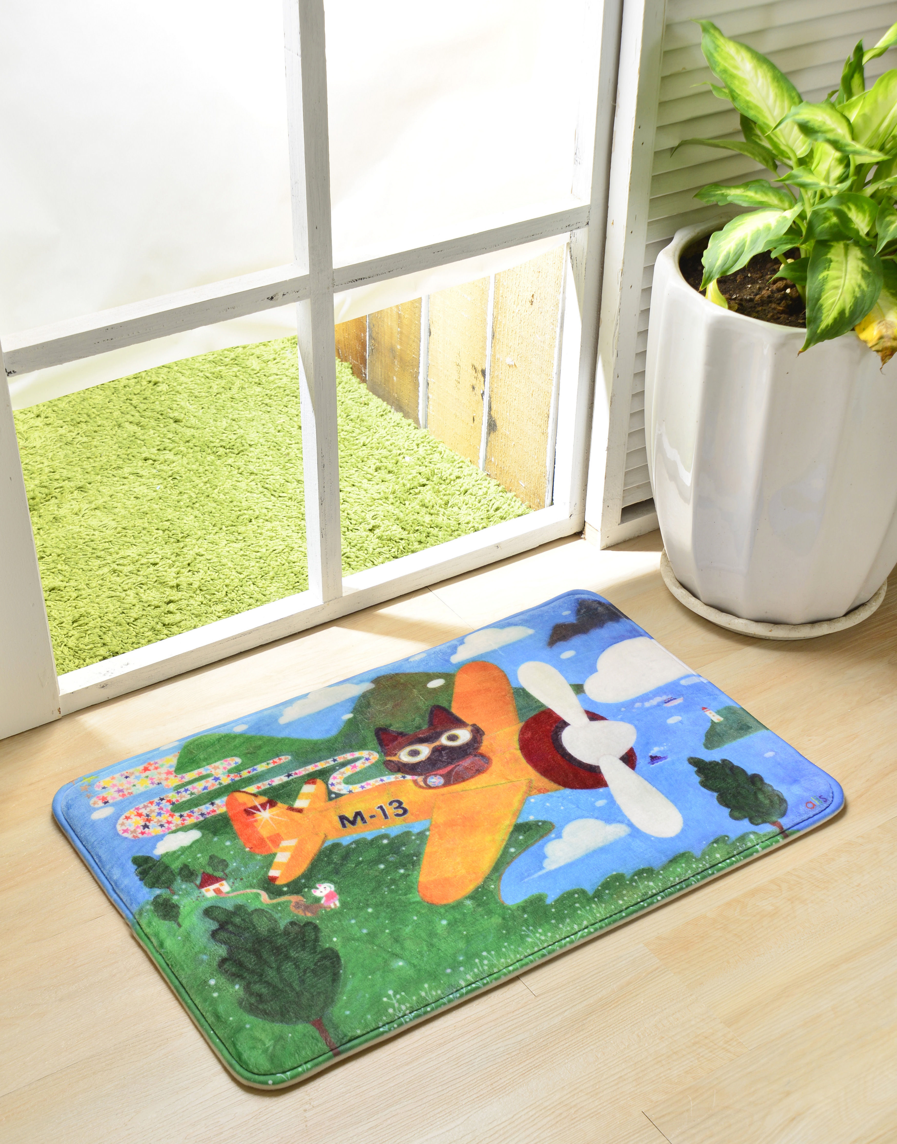 Fancy Belle - Fluffy House 雲朵先生 插畫系列 <前進遠方>記憶棉地墊