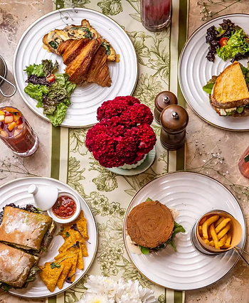 Café Fleur includes drinks that are carefully crafted to pair with its good food. The coffee takes the cake, organic medium roast beans directly imported from Karnataka. You are free to try something very traditional, like cappuccino, or go wild with something daring, like Vietnamese coffee. The café also offers refreshing teas, smoothies, and signature beverages that are made to perfection. Since this café specializes in fine beverages, each drink can be enjoyed along with your meal.