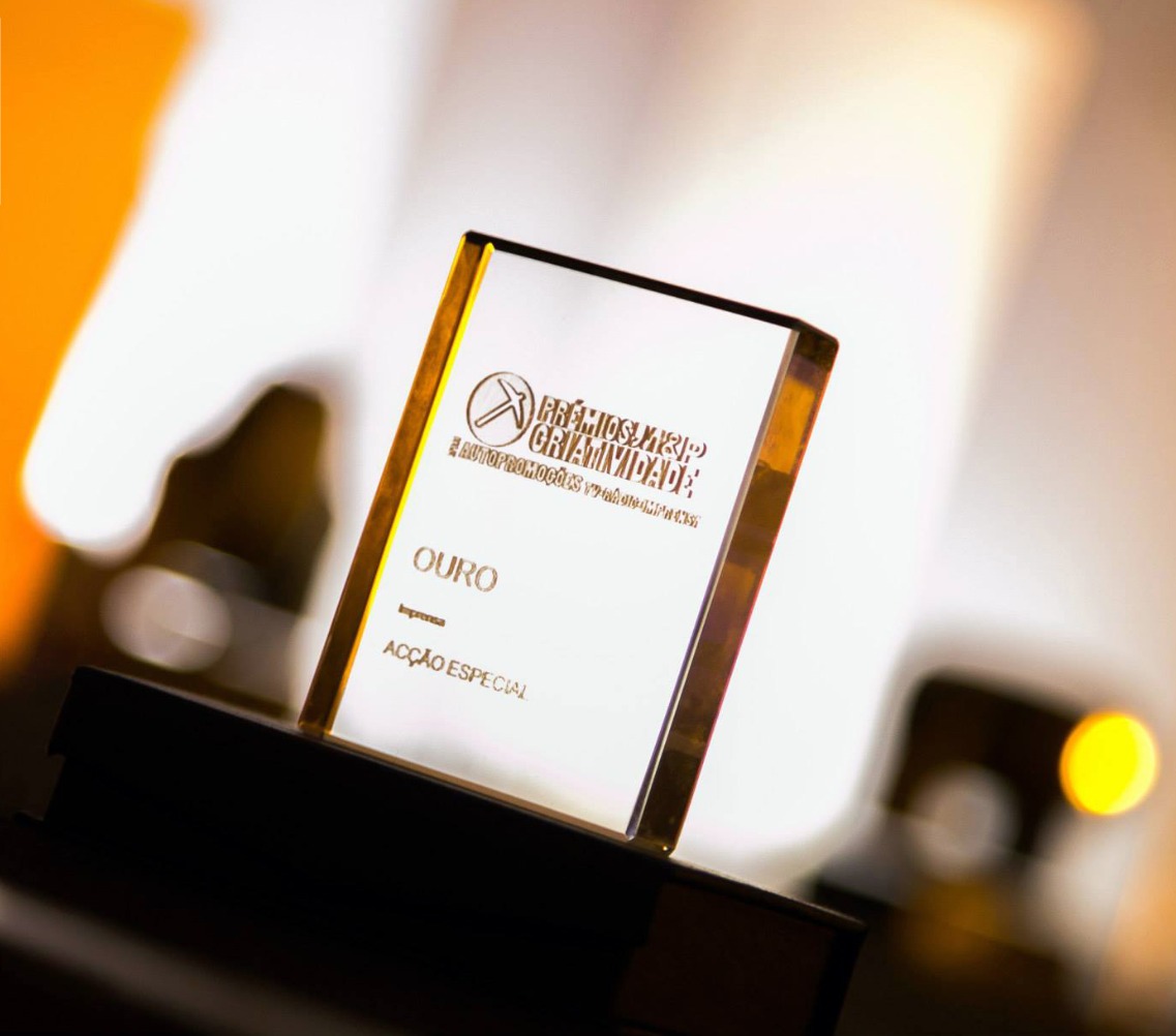 Moldura Vertical 19 mm 2D