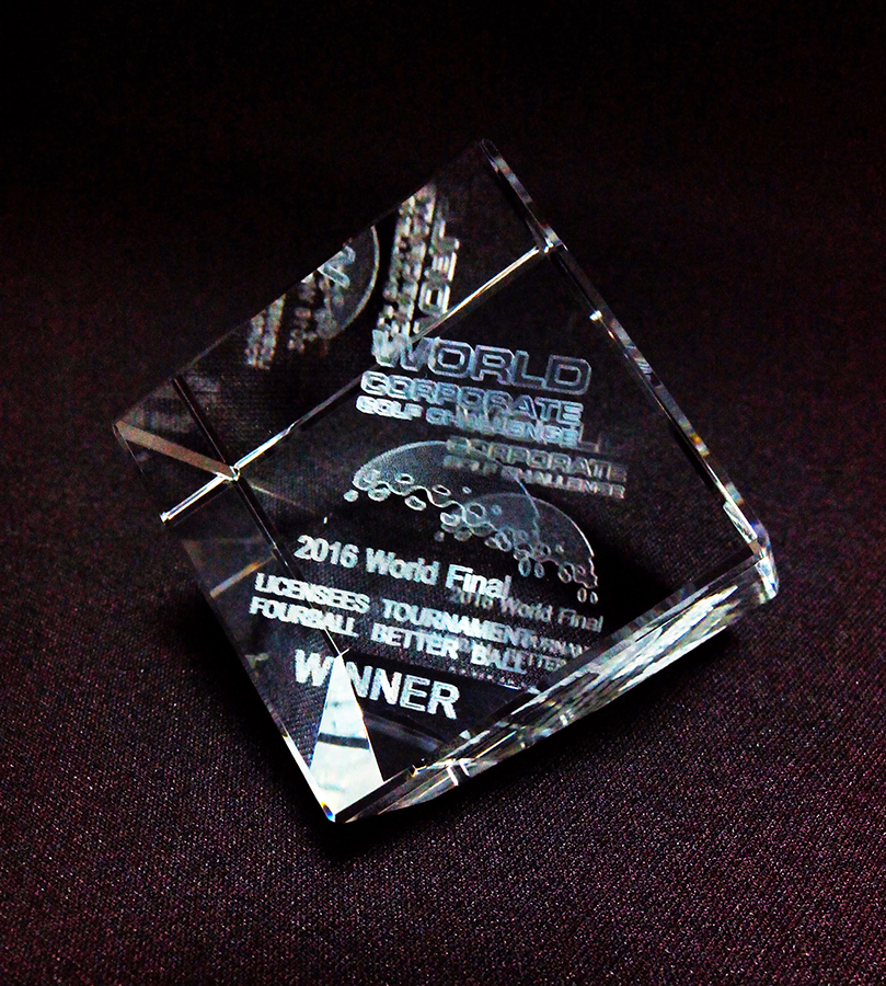 Cubo com Canto Cortado