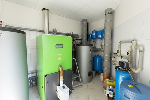 Thumbnail: Rent "A house with a lake and a fully autonomous energy system"