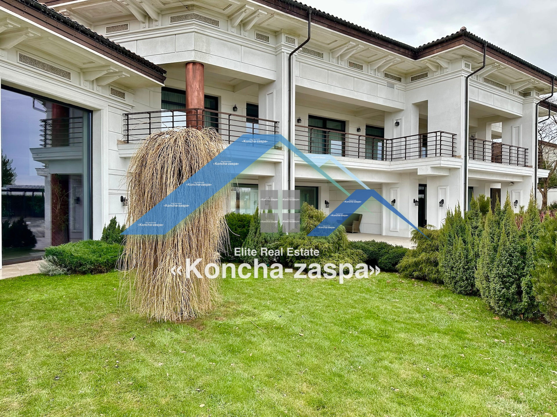 Exclusive house in Kozin