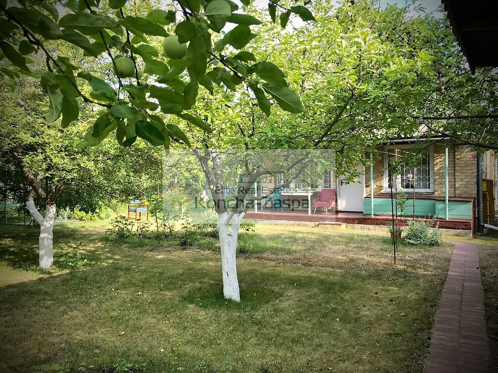 Миниатюра: Дом в закрытом городке