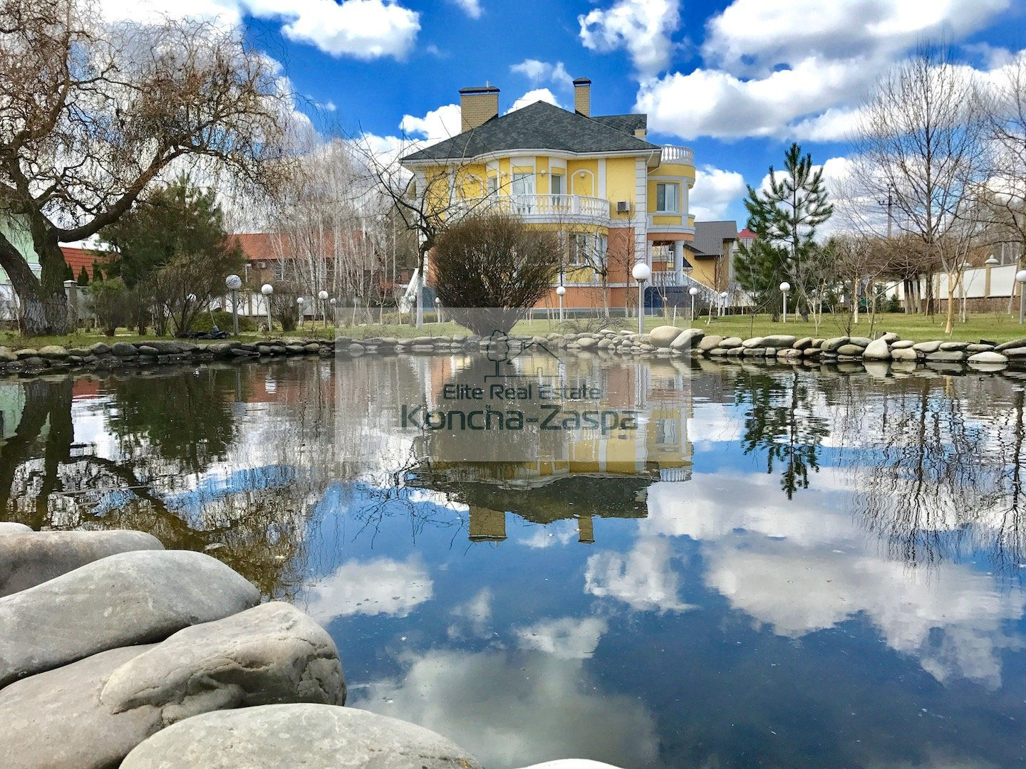 Конча Заспа Козин продажа дома с большим участком