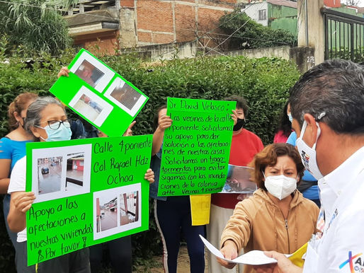 David Velasco Chadraui acude al llamado de afectados por las lluvias de ayer