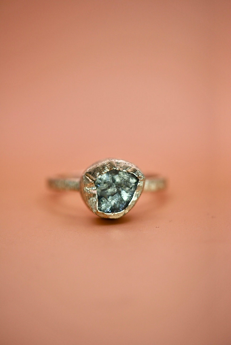 Thumbnail: God's ring Nour