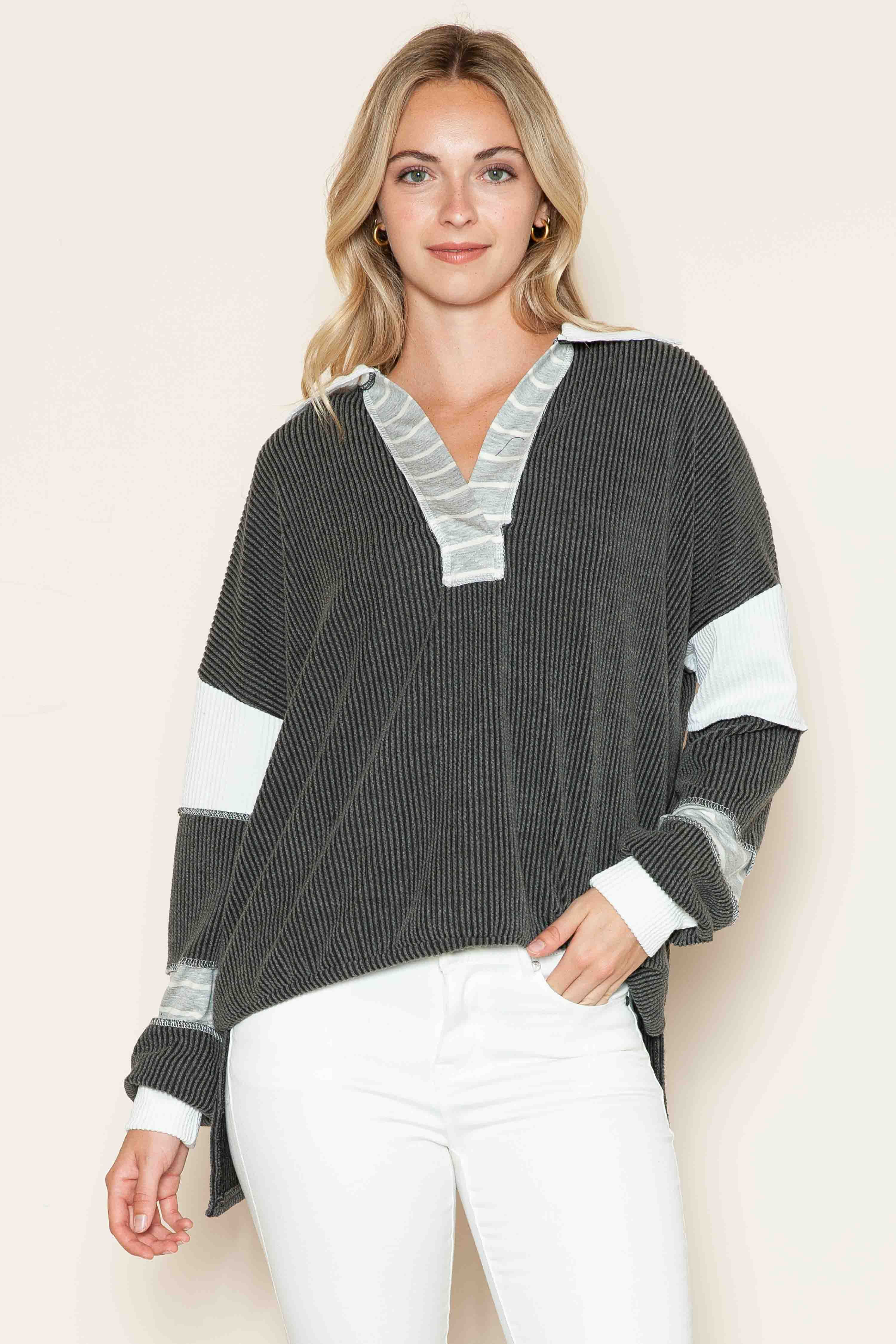 WAVE RIB TUNIC WITH SIDE SLIT AND STRIPE CONTRAST