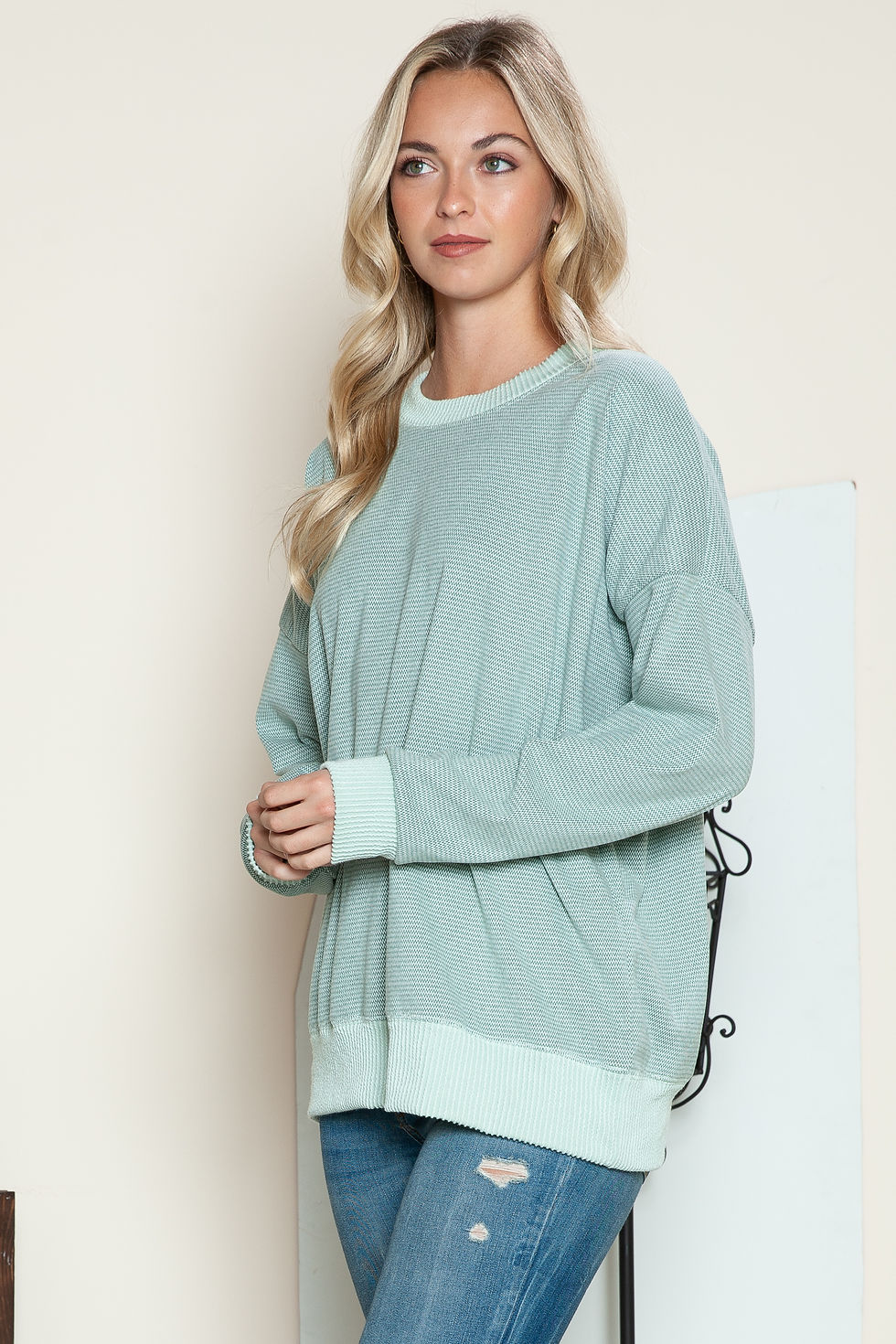 Thumbnail: ZIGZAG STRIPE OVERSIZED SWEATSHIRT WITH CONTRAST