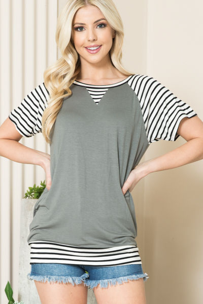 Thumbnail: SOLID TUNIC TOP WITH STRIPE CONTRAST (1-2-2-1)