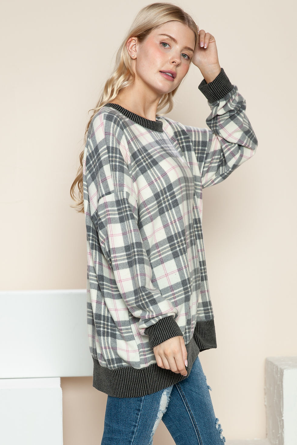 Thumbnail: BRUSHED PLAID PRINT OVERSIZED SWEATSHIRT