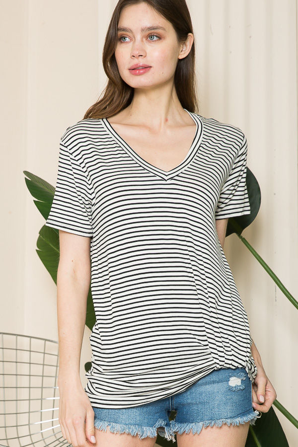 Thumbnail: V-NECK STRIPE SHORT SLEEVE TOP WITH SIDE KNOT (2-2-2-2)