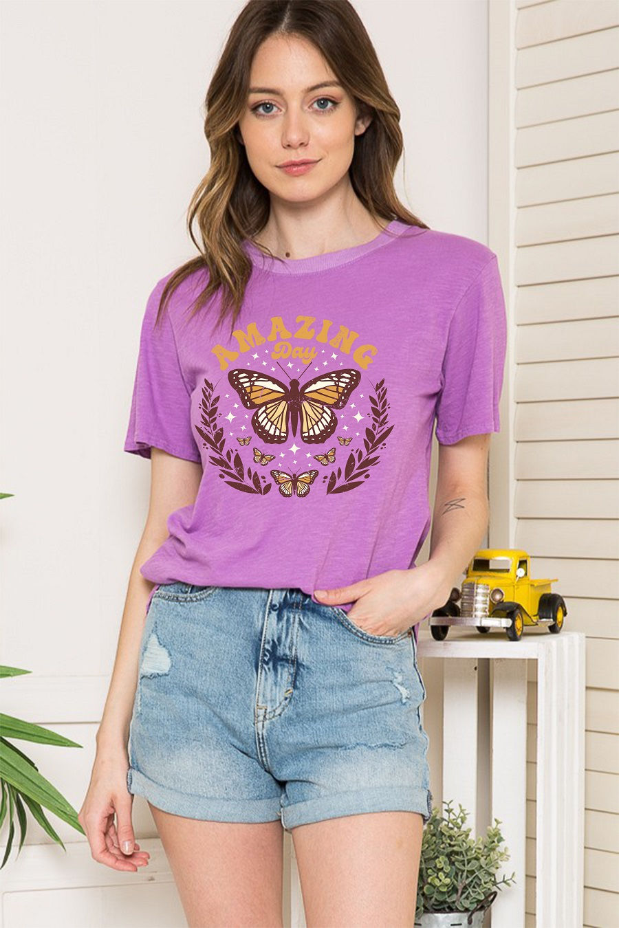 Thumbnail: WASHED GARMENT TOP WITH AMAZING DAY PRINT
