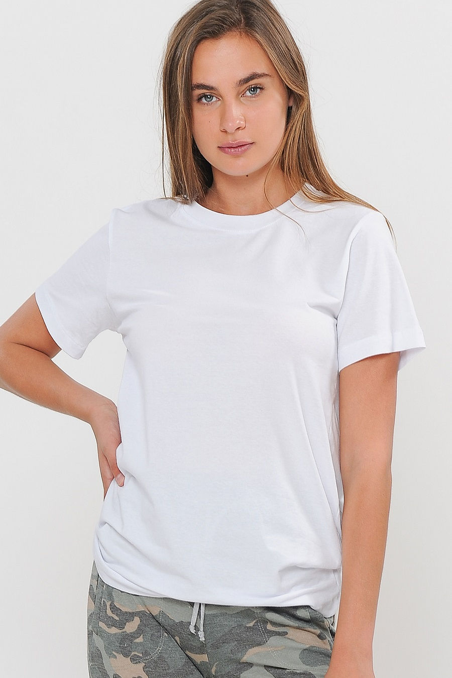 Thumbnail: UNISEX BASIC DAILY T-SHIRT