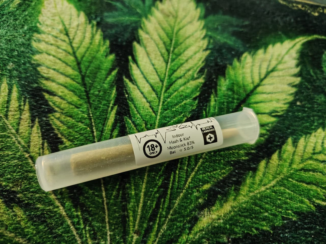 Exclusive Joints - Moonstick