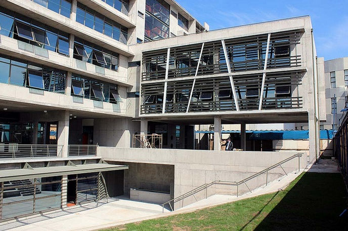 edificio matemáticas.jpg