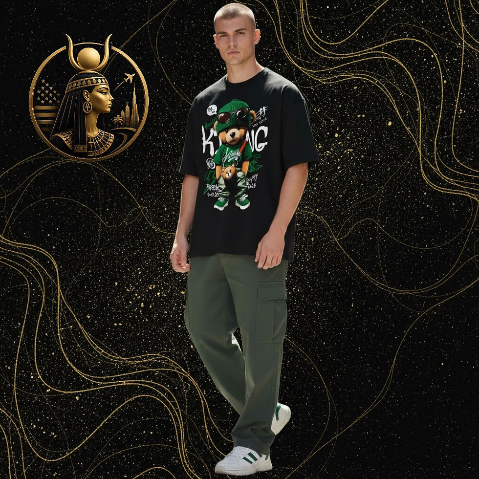 Hombre con camiseta de Korean Black Lion Street Collection