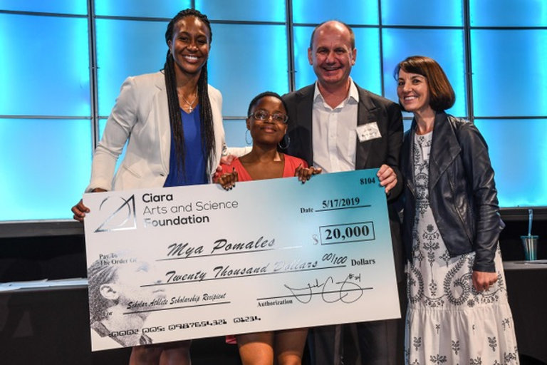 CTSF_2019_ScholarDinner_B_0061.jpeg