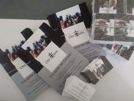 Les flyers et cartes de visites sont arrivés!!!