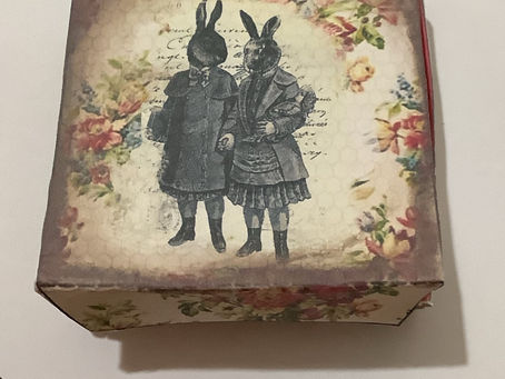 Free Shabby Chic Printable Rabbit Box for Spring