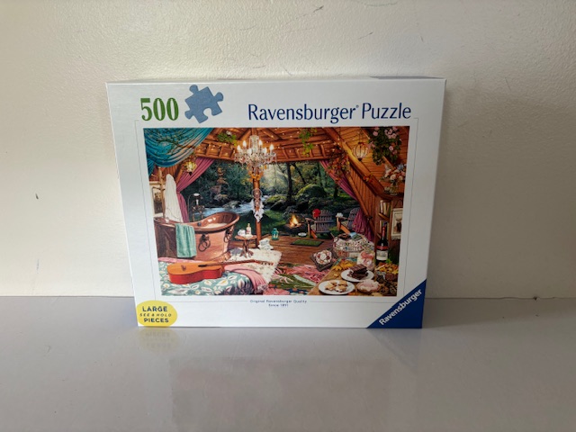 Ravensburger Cozy Glamoing Large Format Puzzle UPC #4005555008255