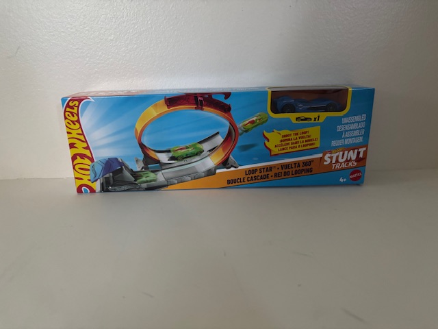 Hot Wheels Loop Star Set FTH79 UPC #887961644876