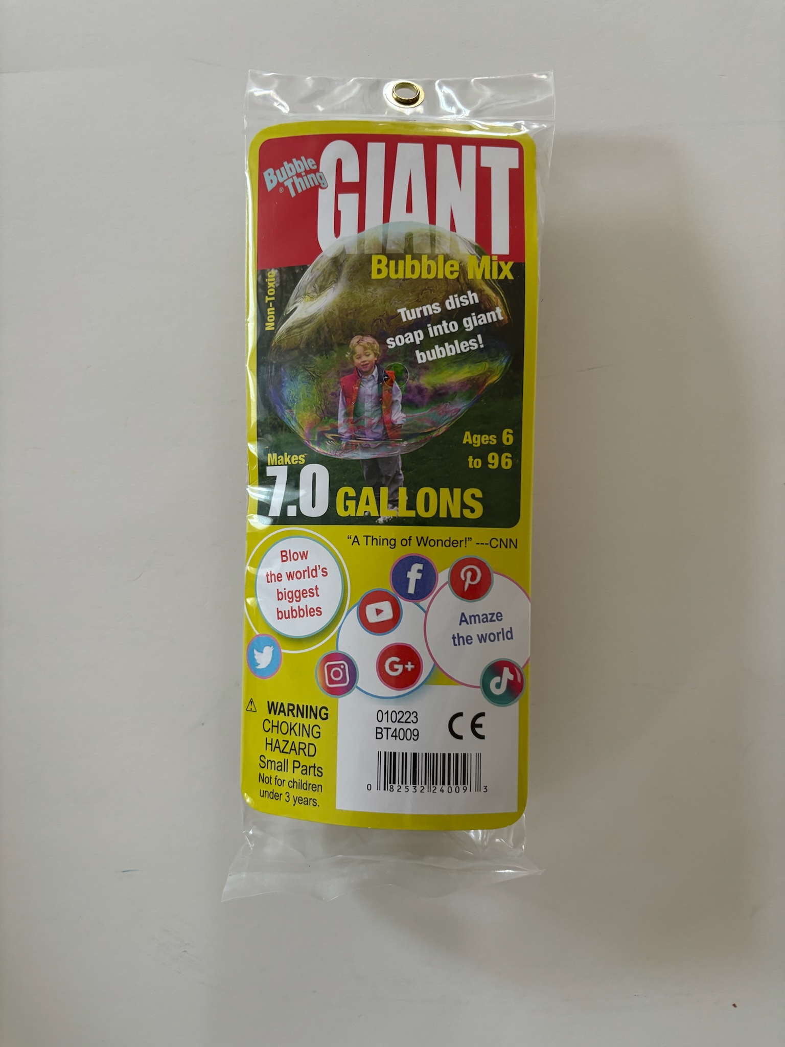 Bubble Thing Giant Bubble Mix UPC #082532240093