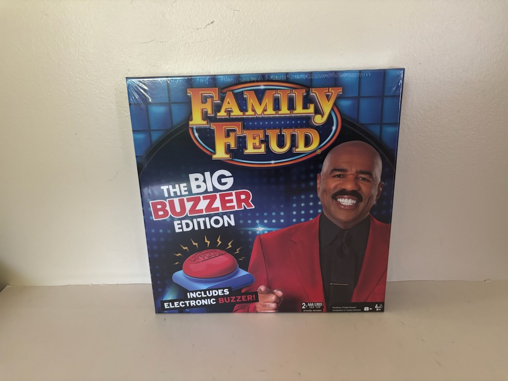 Spin Master Family Feud Game UPC #681147062559