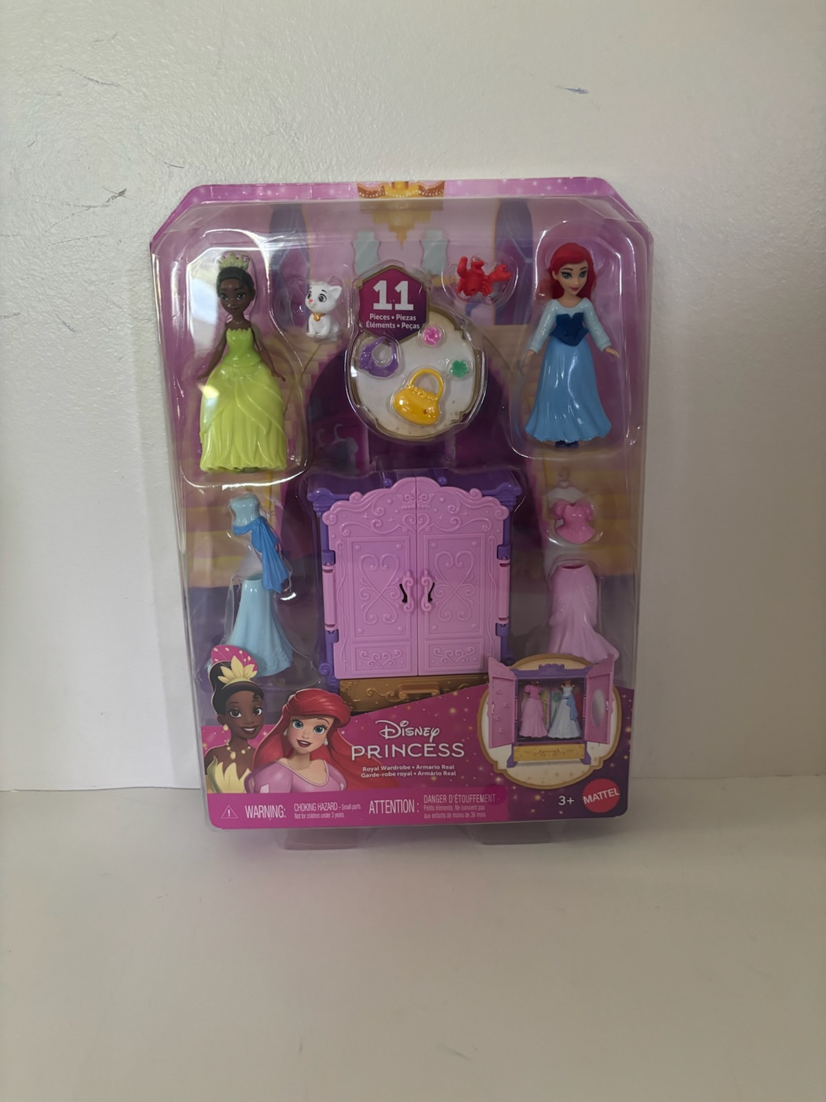 Mattel Disney Princess Royal Wardrobe UPC #194735307180