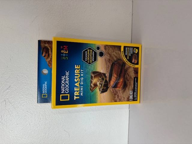 National Geographic Treasure Mini Dig Kit UPC #816448029622