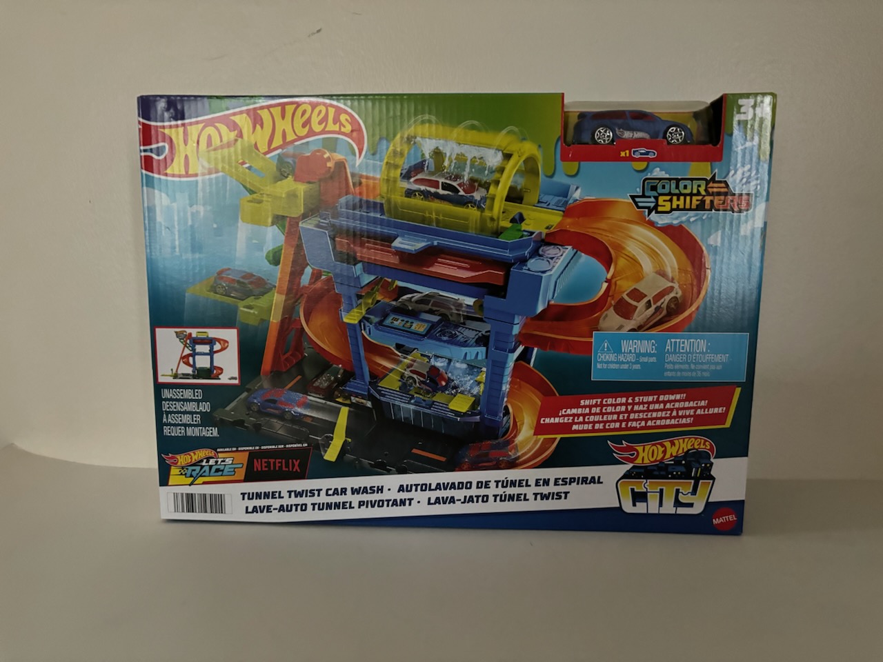 Mattel Hot Wheels Tunnel Twist Car Wash UPC #194735195114