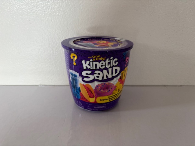 SpinMaster Kinetic Sand Surprise Takeout Treats UPC #681147103948