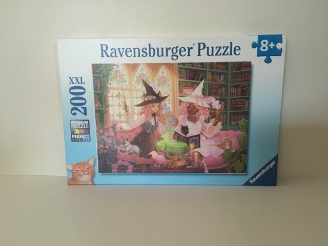 Ravensburger Enchanting Library Puzzle UPC #4005556134151