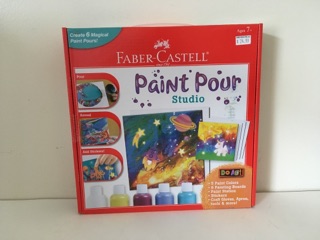 Creativity for Kids Paint Pour Studio UPC #092633314203