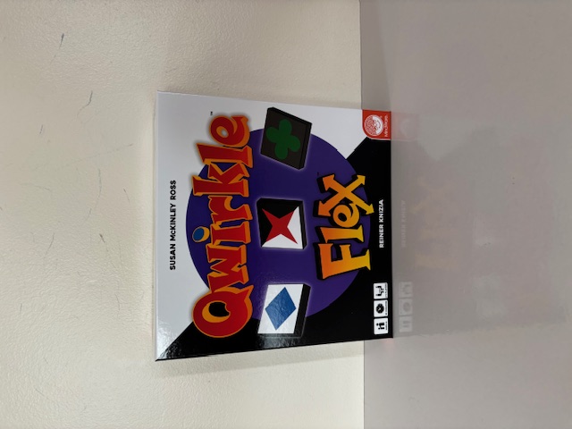 Mindware Qwirkle Flex Game UPC #197640451030