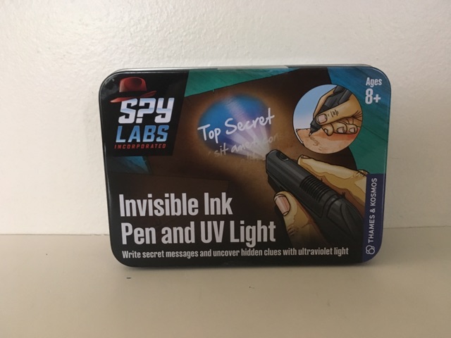 Thames & Kosmos Spy Labs Invisible Ink Pen & UV Light Kit UPC #814743017719