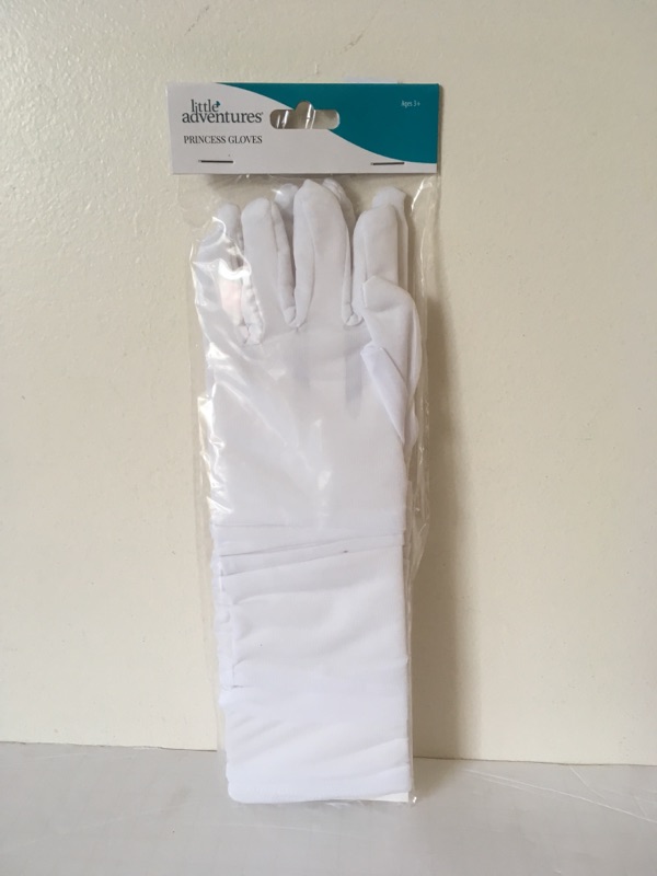 Little Adventure Princess Gloves - White UPC #879904001457