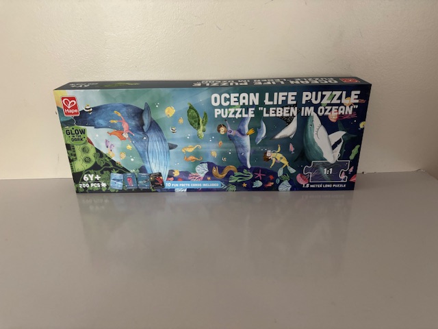 Hape Ocean Life Glow in the Dark Puzzle UPC #6943478035546