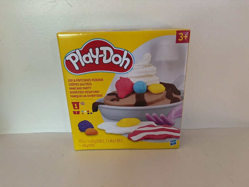 Play Doh Kitchen Creations Flip'n Pancakes Playset