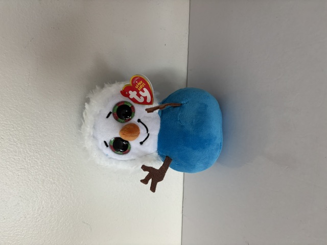 TY Beanie Babies Kenneth Snowman Plush UPC# 008421374199