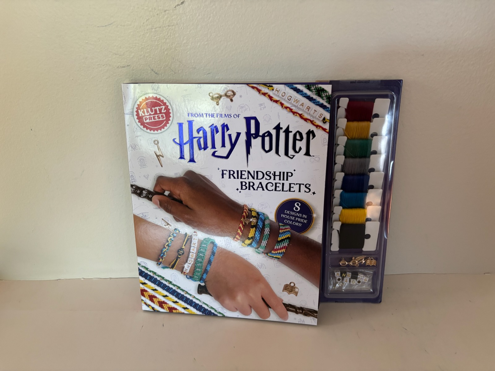 Klutz Harry Potter Friendship Bracelets Kit UPC #9781546169628