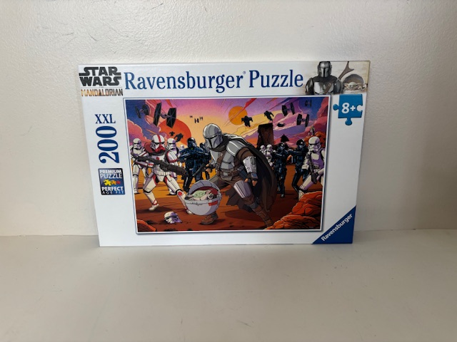 Ravensburger Disney Star Wars The Mandalorian Face Off UPC #4005556132782
