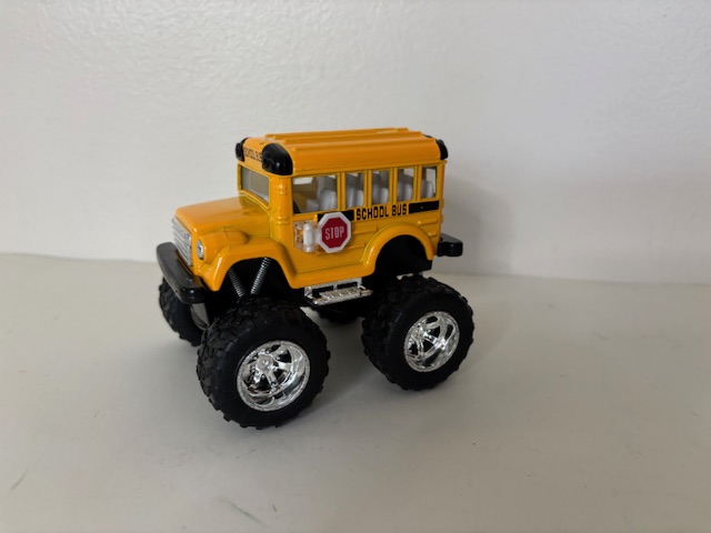 Toy Network Diecast Bus UPC #097138944931