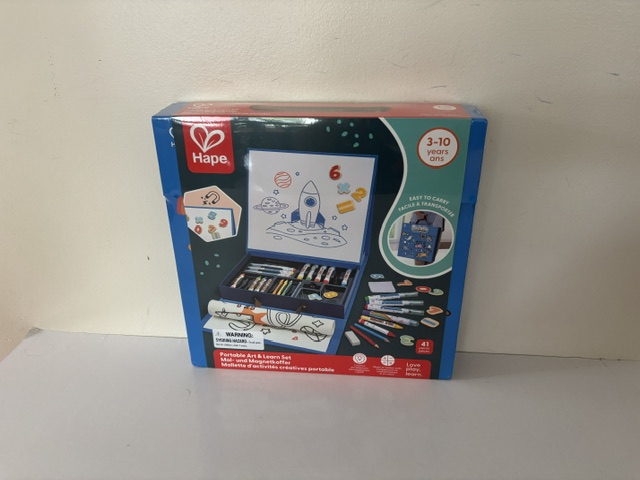 Hape Portable Art & Learn Set UPC #6943478058958
