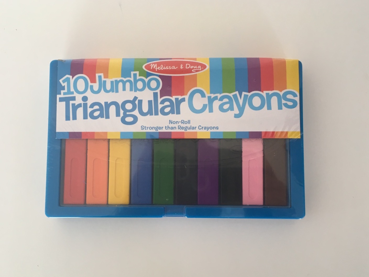 Melissa & Doug Jumbo Triangular Crayons UPC #000772041485
